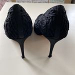 Vince Camuto Imagine Olivia crochet lace pumps Women’s size 9 damaged Photo 4