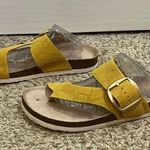 White Mountain  Harley Footbeds Leather Upper Mustard Yellow Sandals - Size 8 Photo 0