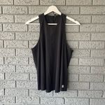 Vuori  Villa Tank Top Black Sleeveless Size Medium Photo 1
