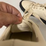 Lisa + Vicky women’s sneakers size 7.5 Black Photo 4