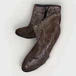 Seychelles ‎ Women Distressed Metallic Pewter Western Zip Ankle Boots sz 9 Photo 1