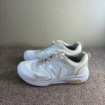Vionic  Shoes Walk Strider White Cream Women's Sz 9 Lace Up Athletic Sneaker EUC Photo 2
