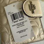 Coach NWT Medium Corner Zip Wallet In Signature Leather CZ341 Photo 5