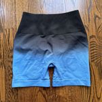 Yeoreo Blue Ombré Scrunch Shorts Photo 1