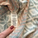 1.4.3. Story by Line Up Small Fair Isle Holiday/Winter Fleece V-Neck Pullover Photo 5