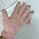 Women's light pink soft fuzzy warm winter gloves cold gear ribbed cuff one size Photo 1
