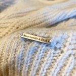 Abercrombie & Fitch Sweater Crewneck Photo 1
