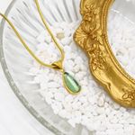 Emerald Teardrop Pendant Necklace Gold Photo 1
