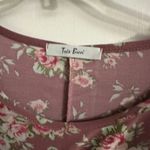 Tres Bien Cold shoulder dress with flowers. Size small. Photo 2