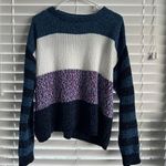 Francesca's Francesca’s Sweater Photo 0