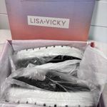LISA VICKY Gift Platform Slip Photo 1