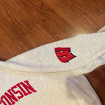Embroidered oversized Wisconsin Badgers Hoodie Gray Size XL Photo 1