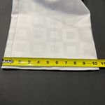 New York & Company City
Stretch Pants White Retro Square
Pattern size 8
$30 Photo 10