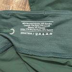 Outdoor Voices NWT  Hudson Evergreen 2.5” Running Short Size XXXL Activewear Photo 6