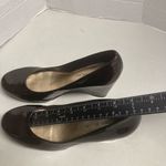 Antonio Melani ‎ Women’s Burgundy/Brown Wedge Heels Size 8M Photo 5