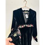 RIXO Black Floral Embroidered Velvet V Photo 12