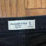 Abercrombie & Fitch the high rise skinny jeans black size 4 short Photo 4