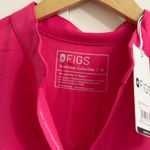 FIGS Rafaela Oversized Scrub Top in Shocking Pink, Size Medium Photo 7