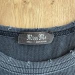 Miss Me  Cropped Tee Distressed Neck Cross Size S Gray Photo 1