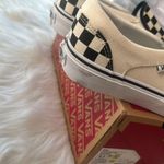 Vans  Women’s Skateboarding Slippers Size 8.5 Photo 12