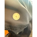 Lululemon Athletica Womens Size 4 Black High Rise Workout Leggings with Pockets Photo 5