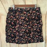 Mossimo Black Floral Mini Skirt Size 2 Business Casual Photo 4