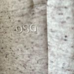 DICK'S Sporting Goods  Size 1X Speckled Oatmeal Shorts with Brown and Gray Trim Photo 1