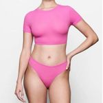 SKIMS Fits Everybody Super Cropped T-Shirt Neon Orchid Size XL Photo 1