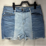 Judy Blue  Distressed Blue Jean‎ Shorts Mid-Thigh Photo 0