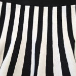 Carmen Marc Valvo  Sweater Knit Skirt Black White Stripe Knee Length Size Medium Photo 4