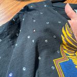 Fruit of the Loom Cropped Black Graphic T-Shirt Photo 4