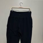Athleta Salutation Joggers in Powervita - LT Photo 11