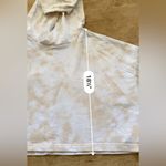 Fabletics Women’s Sz L Honey Milk Magma Eco-Conscious Cropped Tie Dye Hoodie Photo 10