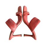 Vince Camuto Emoelee Ultra Coral Woven Strap
Tapered Heel Sandals Size 8 Photo 3