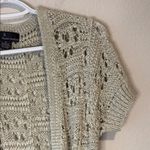 Chelsea & Theodore Cream Open Photo 2