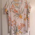 Torrid  Classic Fit Tee Floral tropical light V Neck Lace Trim Top Shirt - size 1 Photo 0