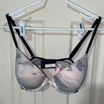 PINK - Victoria's Secret Bra Photo 0