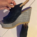 Gianvito Rossi Gianmarco Sorelli Navy and Tan Wedge Sandals
Made in Italy size 39 Photo 3