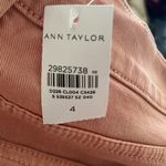 Ann Taylor NWT  THE KICK CROP salmon denim in size 4 with fringe at bottom Photo 7