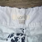 Loft NWOT Ann Taylor Navy/White Floral Shorts - Size 0 Photo 1