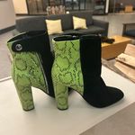 Boots Elegant Black and Green Heeled Boots 10 Shoedazzle great shape Photo 4