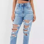 American Eagle AE  Mom Jean Stretch Ripped High Rise Denim 8S 8 Short Photo 0