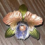 Unbranded Orchid Pin Photo 3