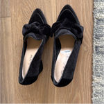 Bella Vita  Women's Black Velvet Heels with Bow Photo 2