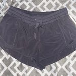 Lululemon Hotty Hot Short 2.5” Photo 0