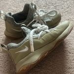 Nike City Loop in Olive Women’s 9 Photo 2
