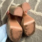 Miss Lola platform Heels Photo 2