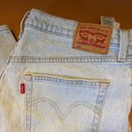 Levi Strauss Co 501 Original Fit Light Wash Denim Button Fly Jeans Women W32 L26 Blue Size 32 Photo 3
