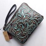 Patricia Nash Cassini Wristet Make Up Bag NEW Embossed Turquoise Leather Photo 0