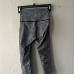 Lululemon  Grey Striped Wunder Under Hi- Rise 17” Crop Leggings Size 2 Photo 2